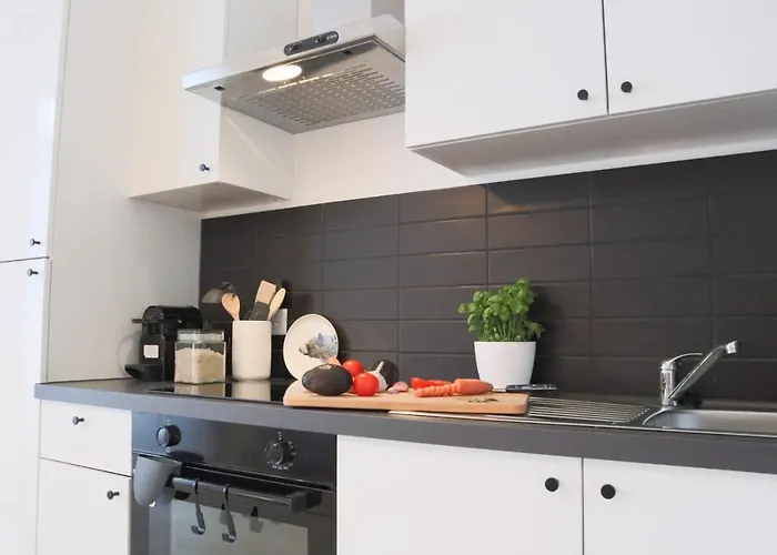 L'echappee Belle, Proche Gare